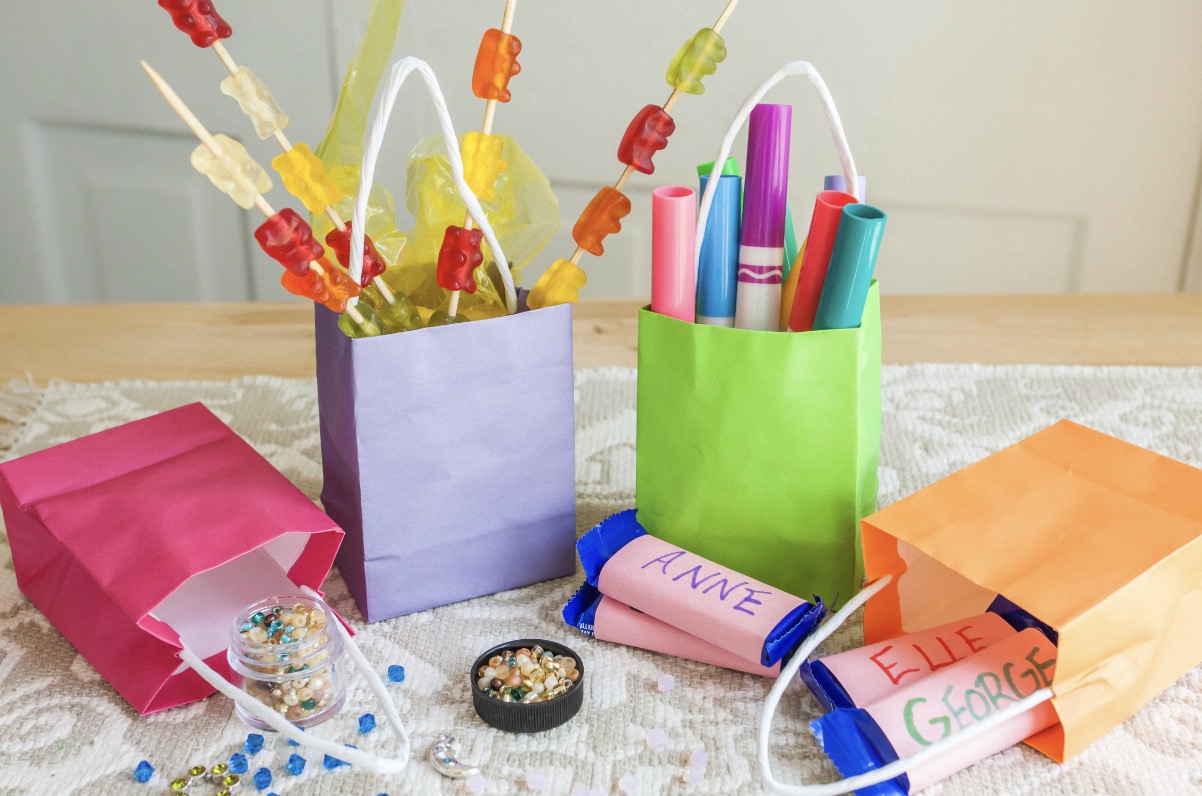what to put in kids party bags