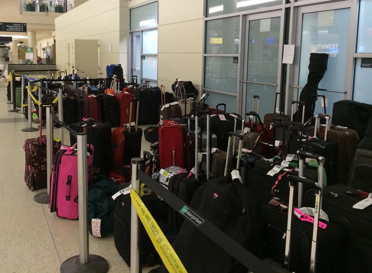 carry on luggage size united