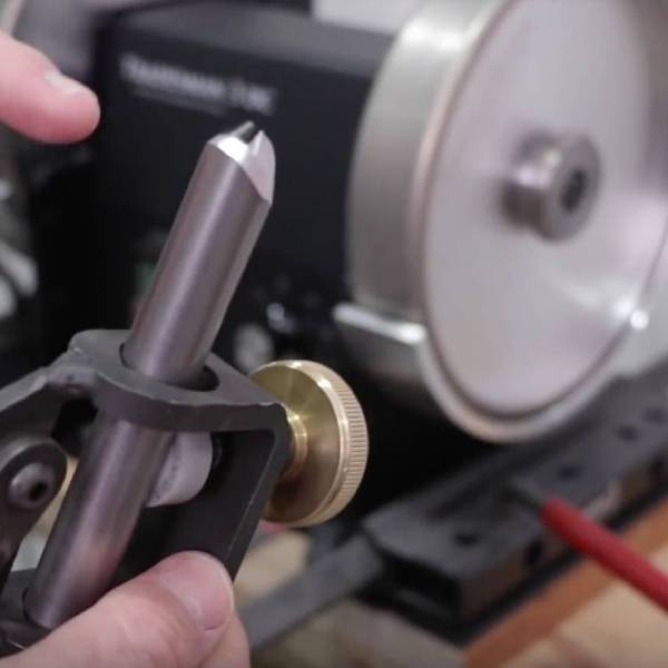 how to sharpen lathe tools